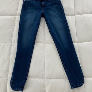 Joe’s The Icon mid rise skinny